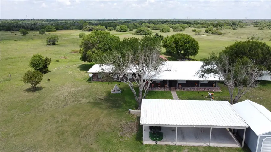 177 Schirmer, Woodsboro, TX 78393 - #2