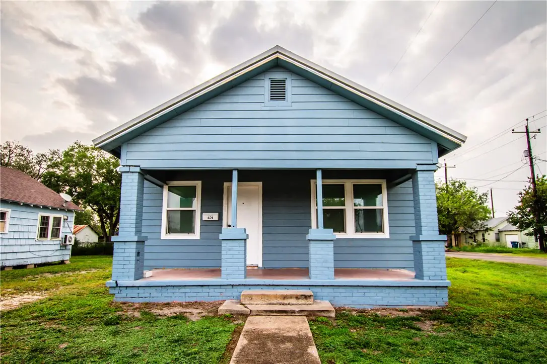 421 South San Patricio, Sinton, TX 78387 - #1