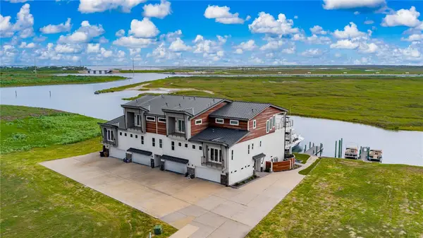 14836 Granada Drive #104, Corpus Christi, TX 78418