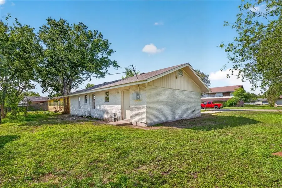 510 Blanco Street, Taft, TX 78390 - #3