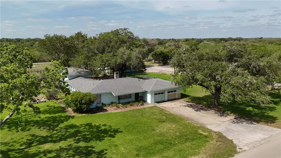 311 W. Ward, Refugio, TX 78377 - #3