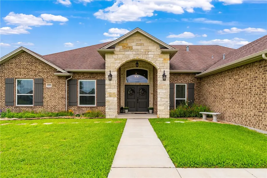 1189 S Southampton Drive, Corpus Christi, TX 78415 - #3
