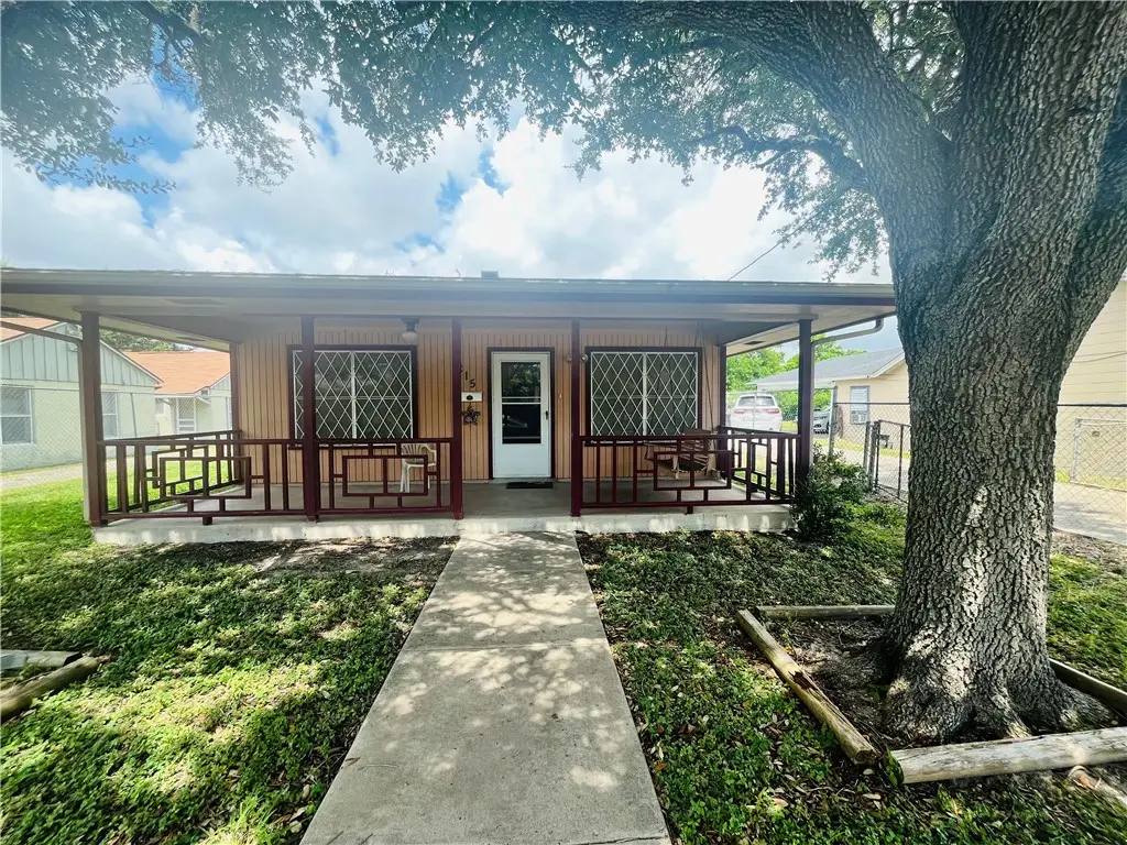 215 Hiawatha, Corpus Christi, TX 78405 - #1