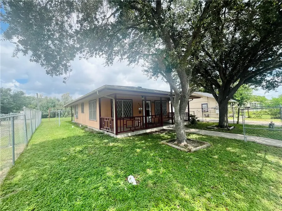 215 Hiawatha, Corpus Christi, TX 78405 - #3