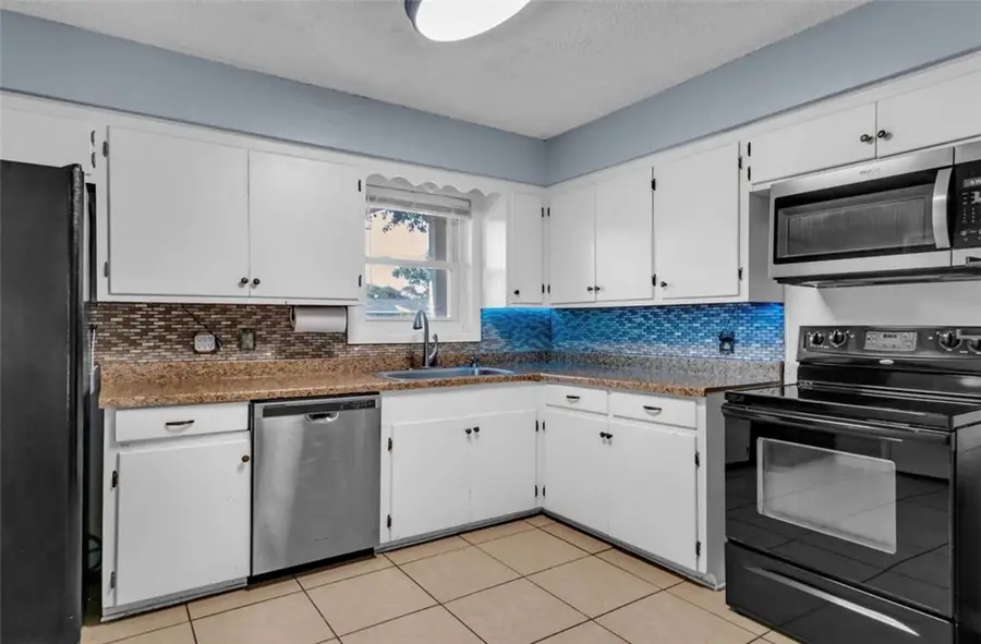 120 Daniel Moore Avenue, Portland, TX 78374 - #3