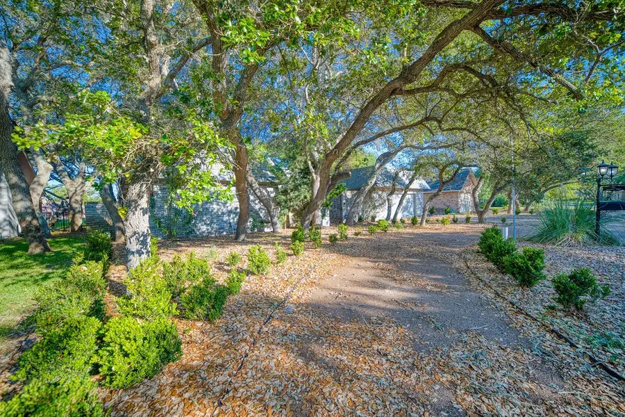 410 Fairway Oaks Street, Rockport, TX 78382 - #3