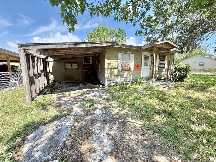 3021 Carver Drive, Corpus Christi, TX 78405 - #3