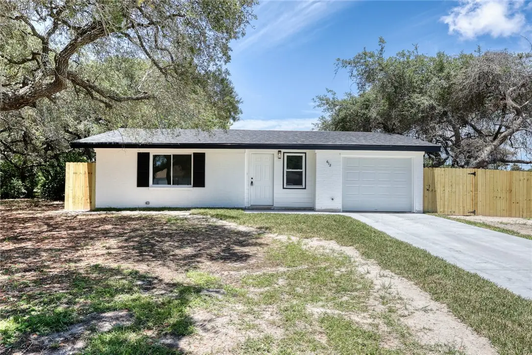 612 S 9th Street, Aransas Pass, TX 78336 - #1
