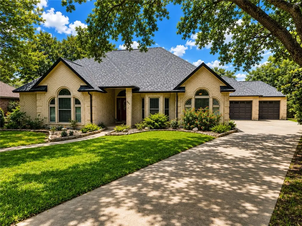 311 Gulfton Drive, Portland, TX 78374 - #1