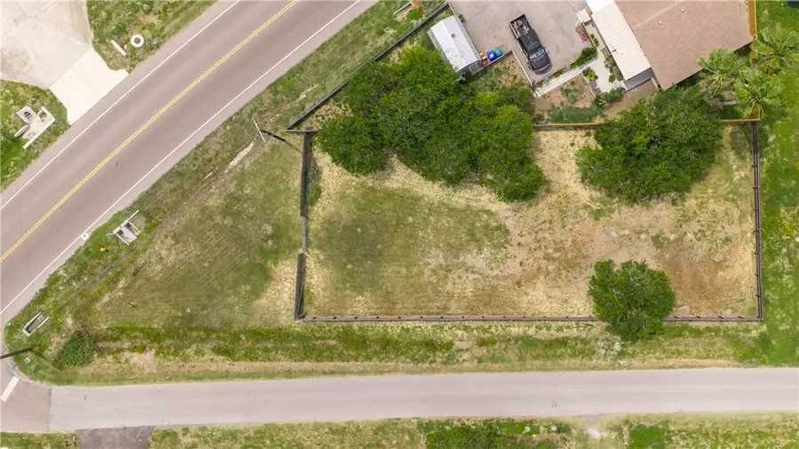 4122 & 4126 Summit Drive, Corpus Christi, TX 78418 - #2