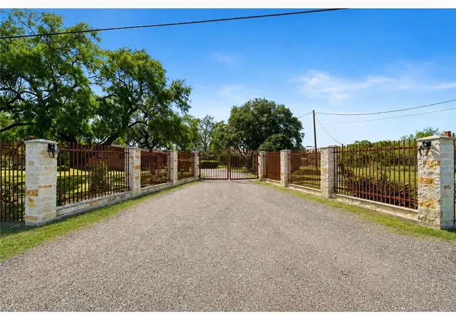 9675 County Road 325, Mathis, TX 78368 - #3