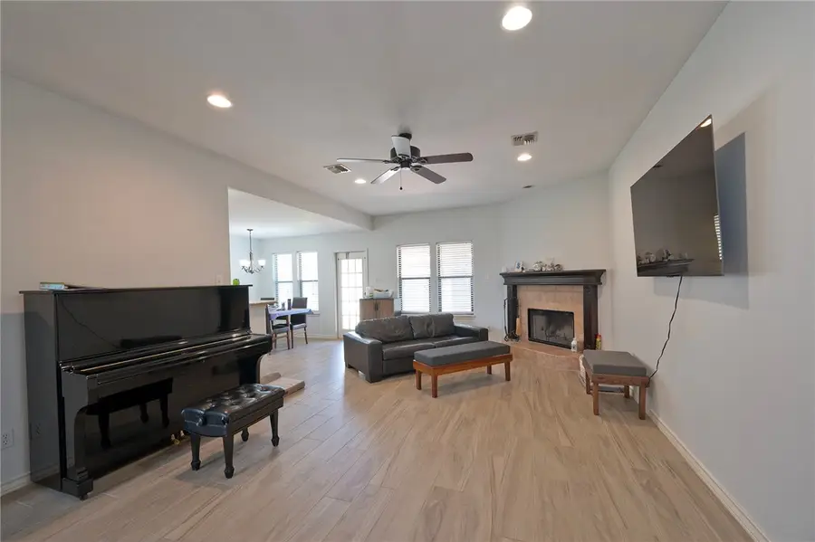 3234 Santa Cruz Drive, Corpus Christi, TX 78414 - #2