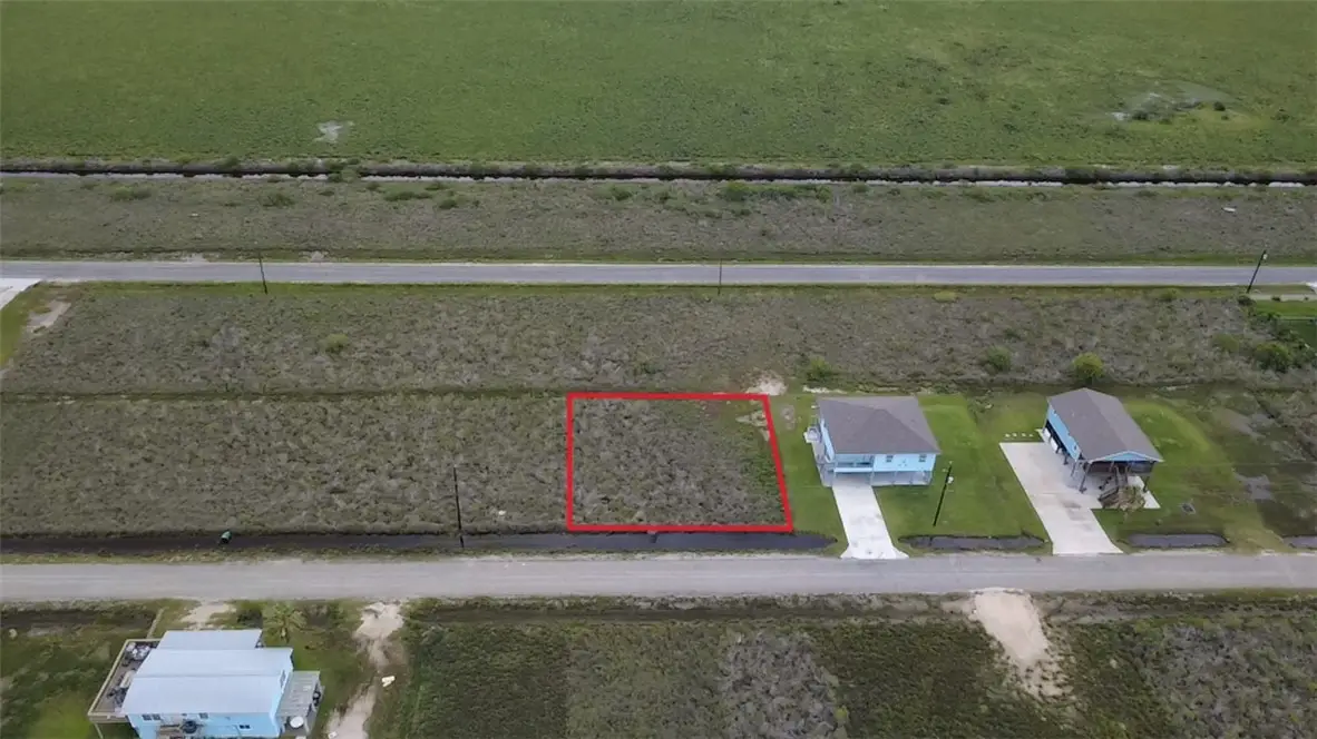 129 West Pin Oak Ln, Rockport, TX 78382 - #1