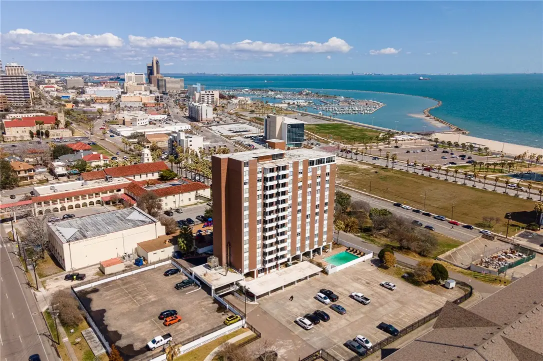 715 S Upper Broadway Street #205, Corpus Christi, TX 78401 - #1