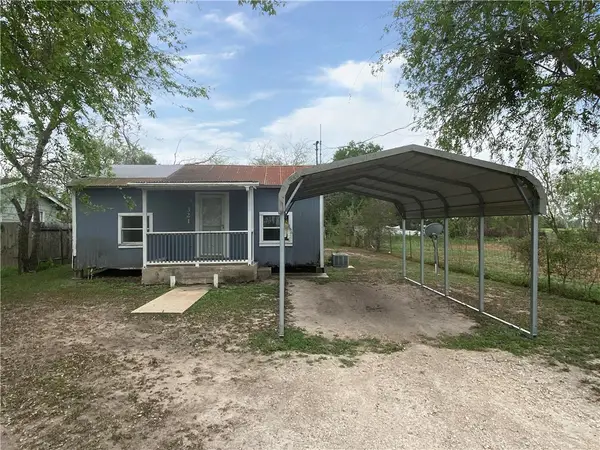 321 Voekel Avenue, Orange Grove, TX 78372