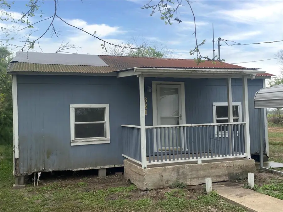 321 Voekel Avenue, Orange Grove, TX 78372 - #2
