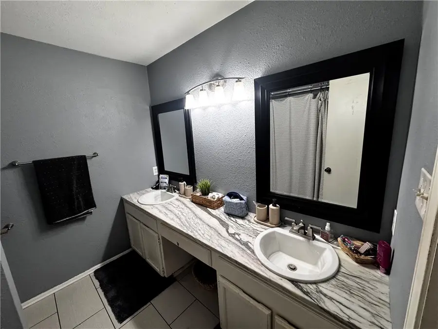 5338 Meadowgate Drive, Corpus Christi, TX 78413 - #3