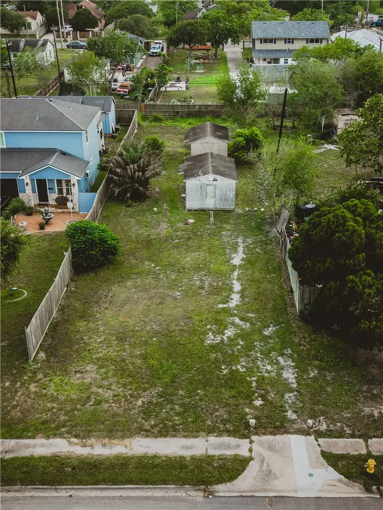 2621 Johanna Street E, Corpus Christi, TX 78415 - #1