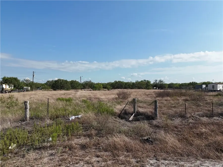 468 Jennifer Loop, Orange Grove, TX 78372 - #3