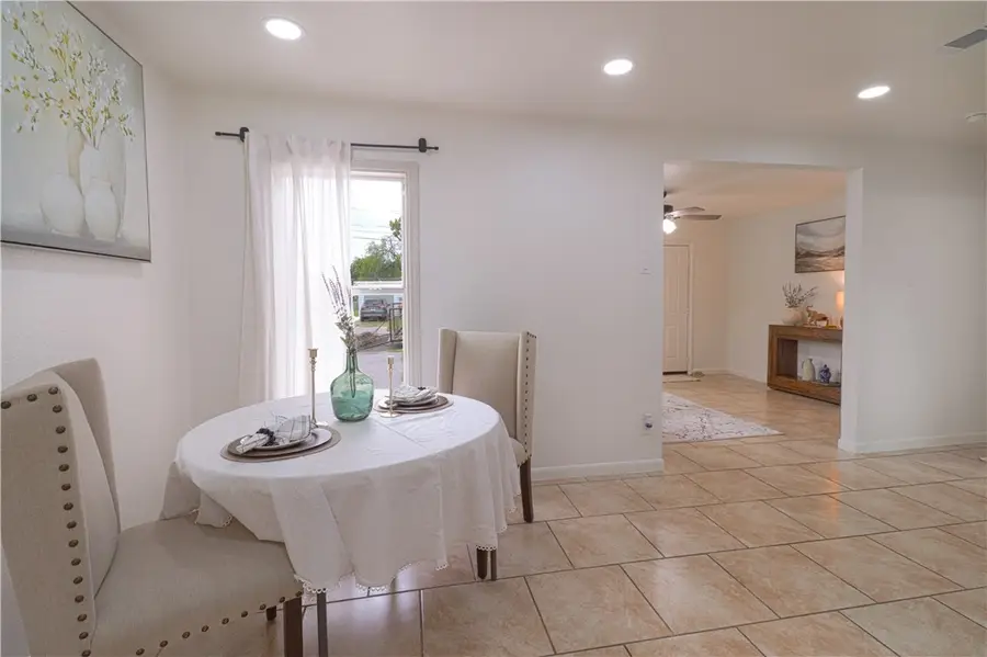 3625 Harris Drive, Corpus Christi, TX 78411 - #3