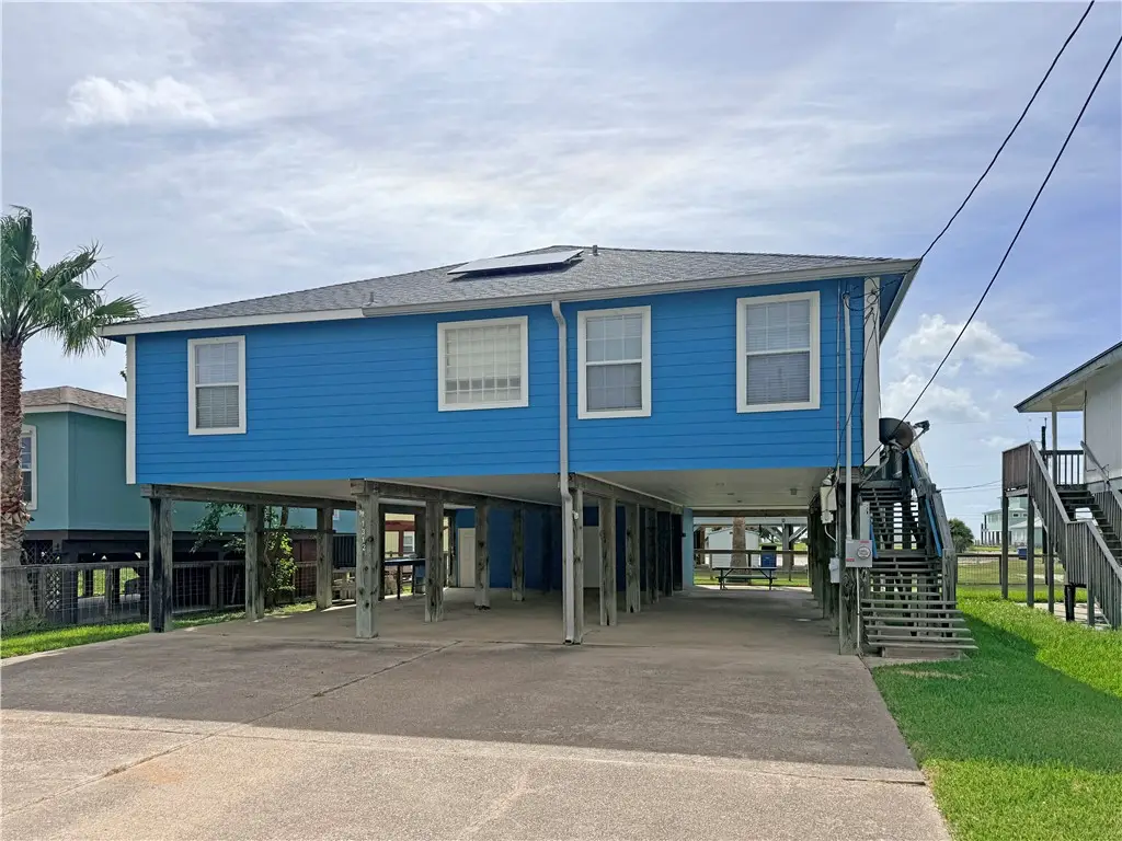 1312 S Live Oak Street, Rockport, TX 78382 - #1