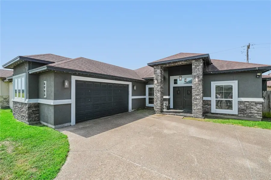 6725 Spurs Nation Drive, Corpus Christi, TX 78414 - #2