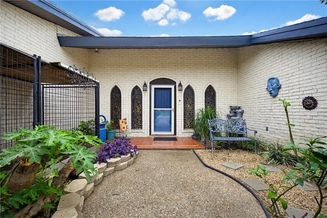120 Shore Drive, Portland, TX 78374 - #1
