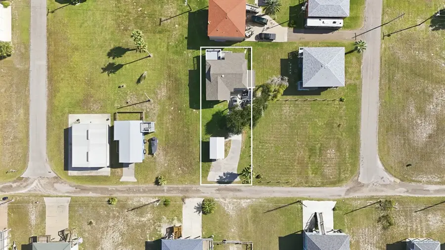 2614 Bay Vista, Rockport, TX 78382 - #2