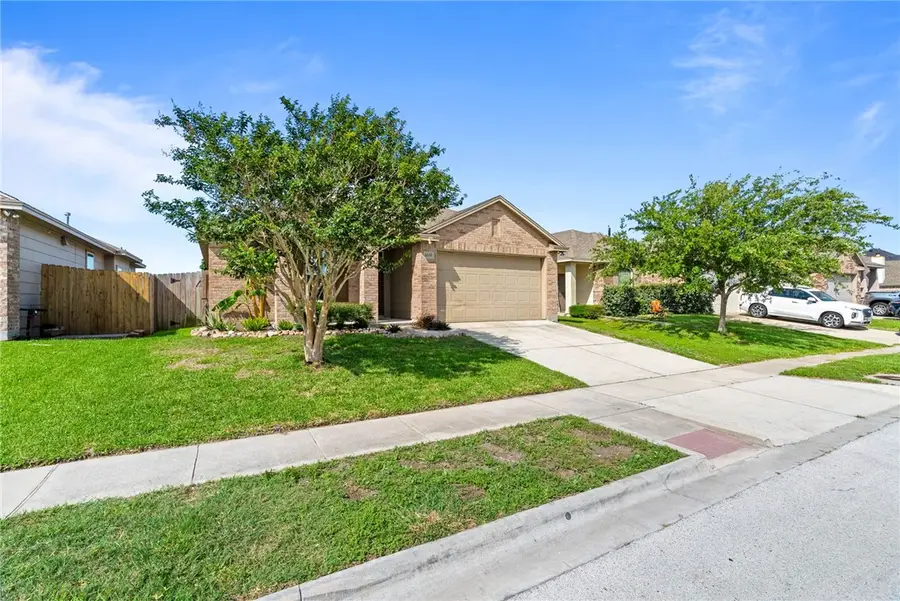 8009 Pavo Real Street, Corpus Christi, TX 78414 - #2