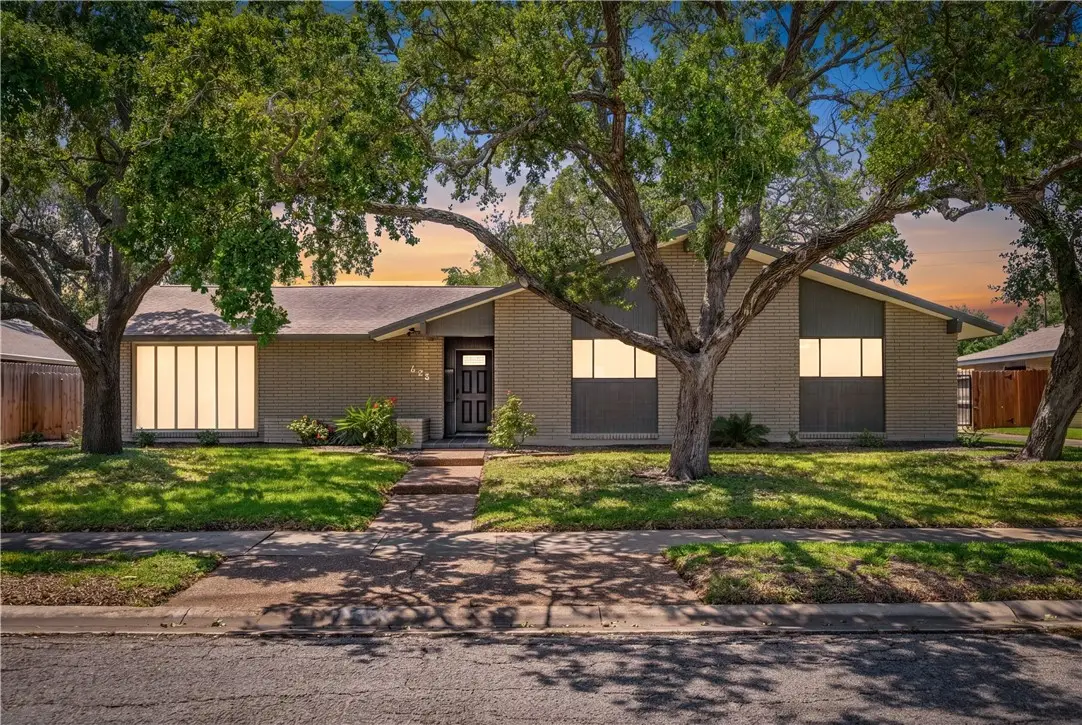 438 Chase Drive, Corpus Christi, TX 78412 - #1
