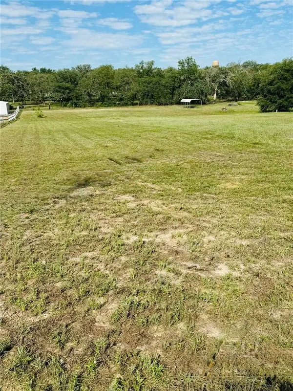 214 Bluebonnet Rdg, La Vernia, TX 78121