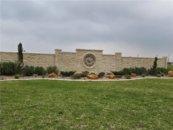 1517 Dancing Elk Drive, Corpus Christi, TX 78415