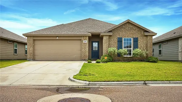 1261 Thames Chase Drive, Corpus Christi, TX 78415