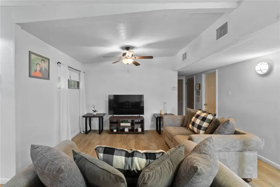 3910 Lincoln Street, Corpus Christi, TX 78415 - #3
