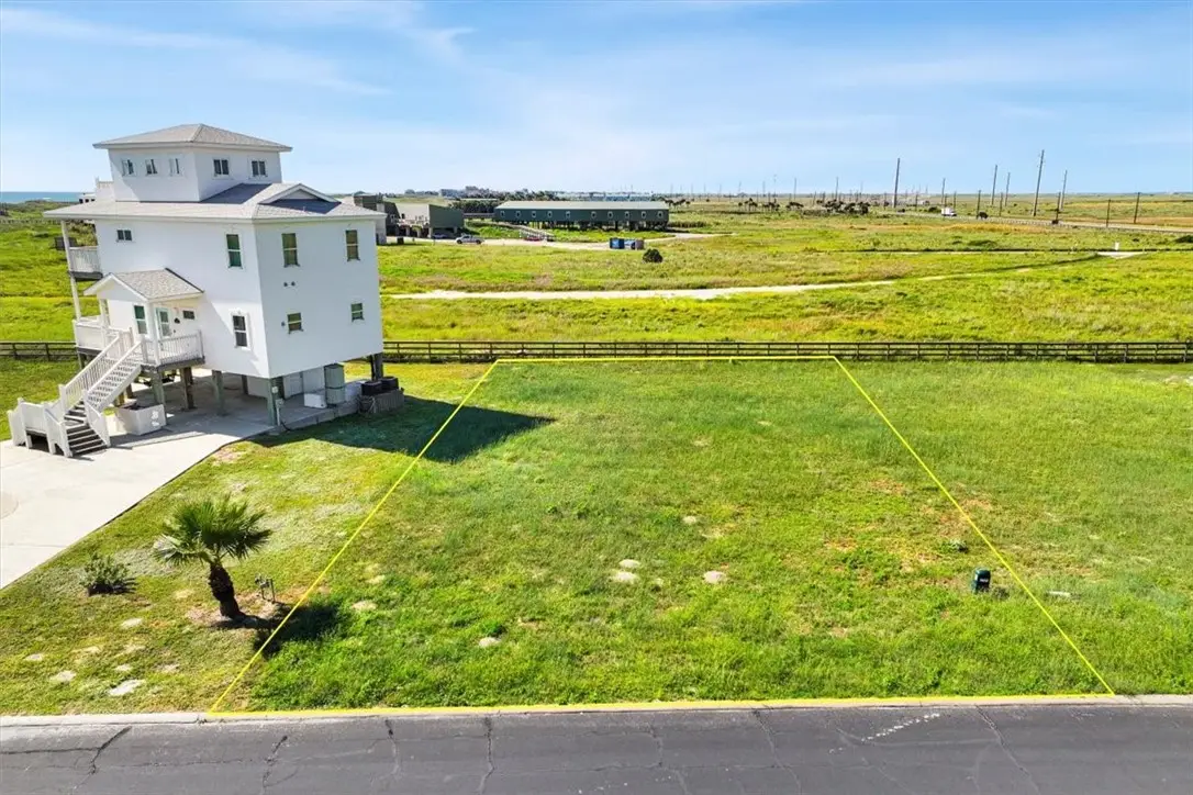 137 Beach Drive, Port Aransas, TX 78373 - #1