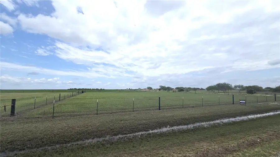 000 County Rd 70, Bishop, TX 78343 - #3