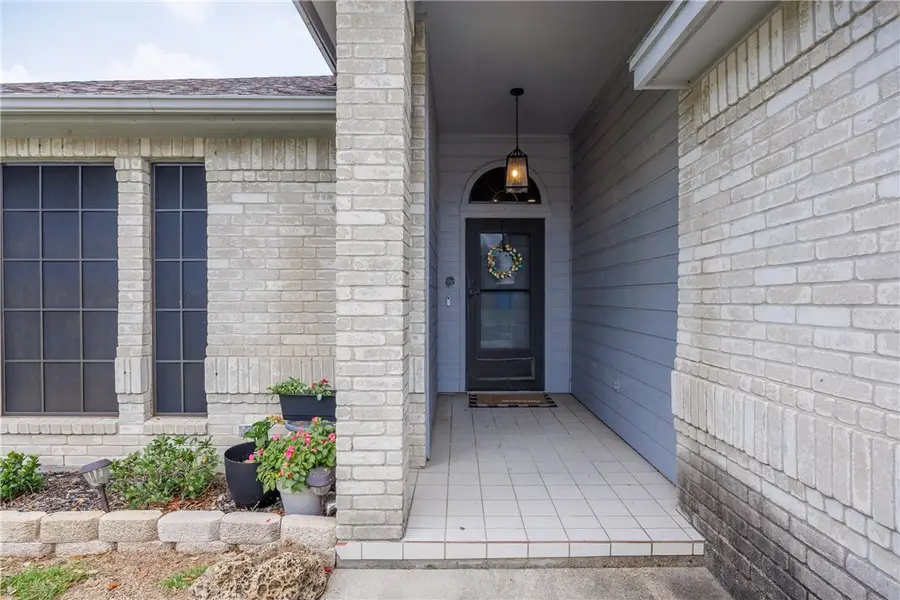 6106 Cheshire Drive, Corpus Christi, TX 78414 - #2