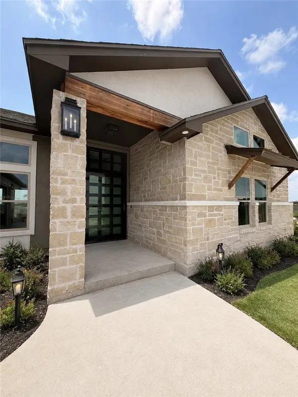 1525 Dancing Elk Dr., Corpus Christi, TX 78415