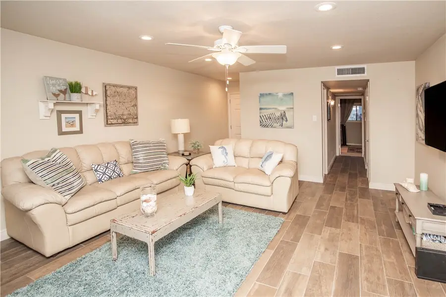 15425 Fortuna Bay Drive #203, Corpus Christi, TX 78418 - #3