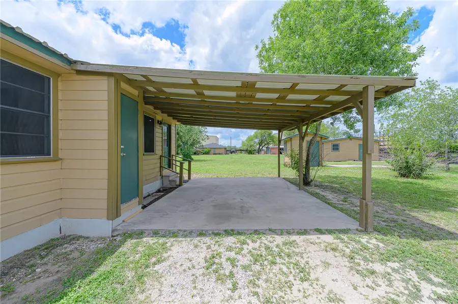 3154 County Road 406, Beeville, TX 78102 - #2