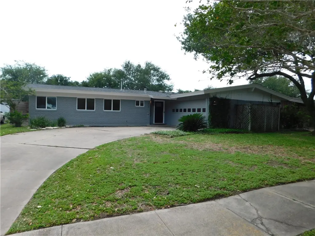 613 Driftwood Place, Corpus Christi, TX 78411 - #1