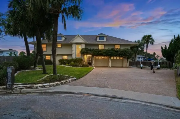 25 Luau Lane, Rockport, TX 78382