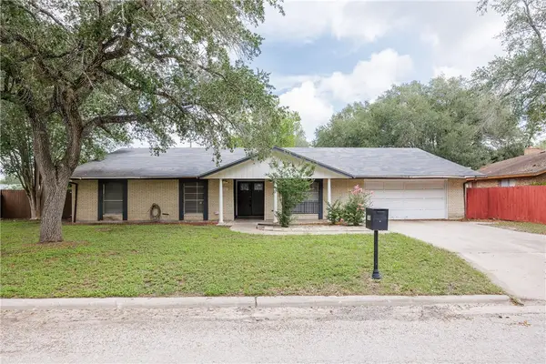 1101 Jefferson Street, Alice, TX 78332