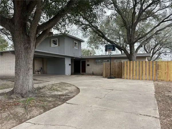 1314 Casa Verde Drive, Corpus Christi, TX 78411