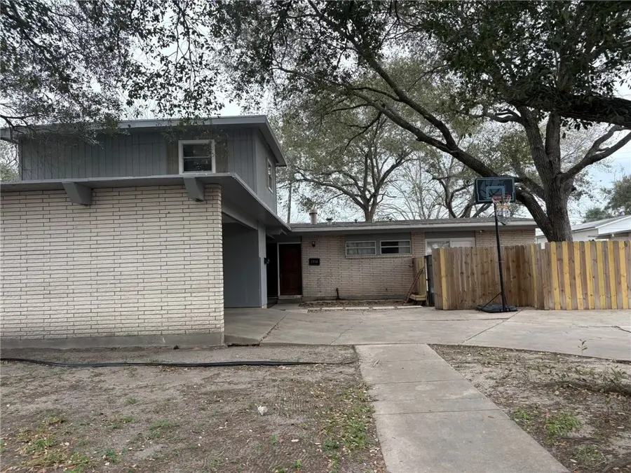 1314 Casa Verde Drive, Corpus Christi, TX 78411 - #2