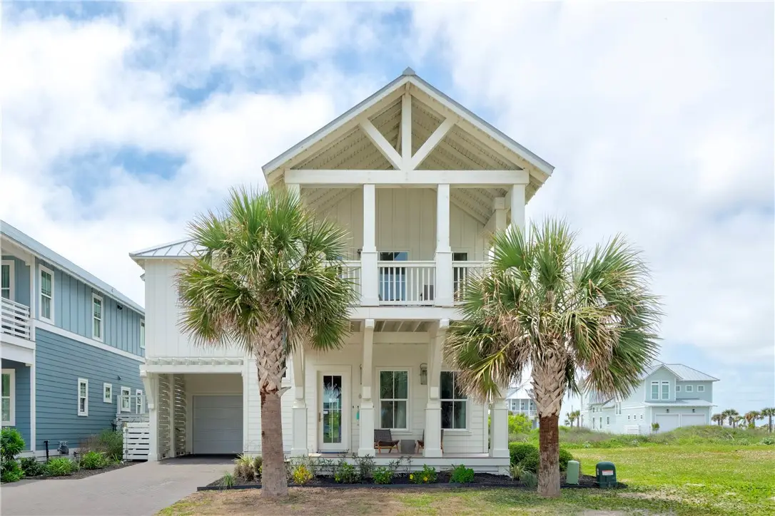 643 W Center Square West, Port Aransas, TX 78373 - #1