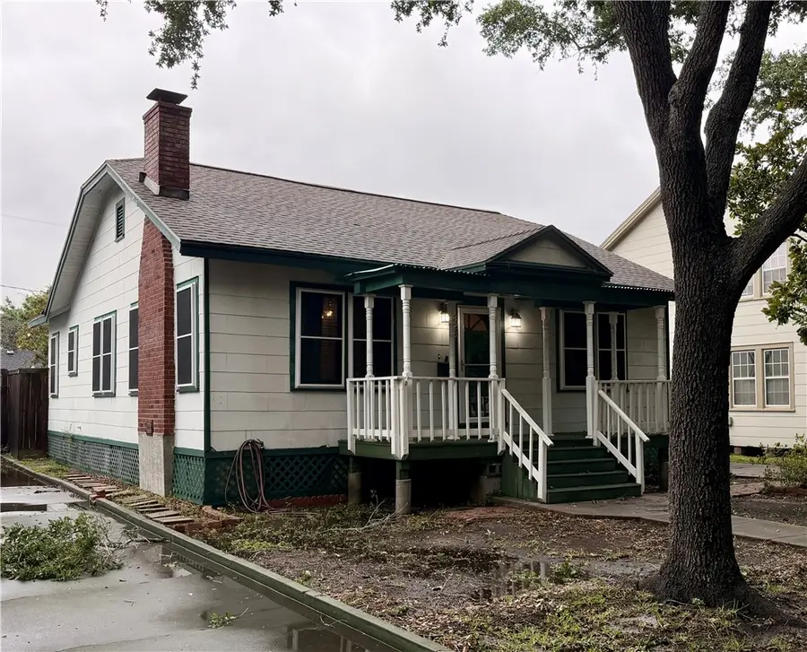 326 Naples Street, Corpus Christi, TX 78404 - #2