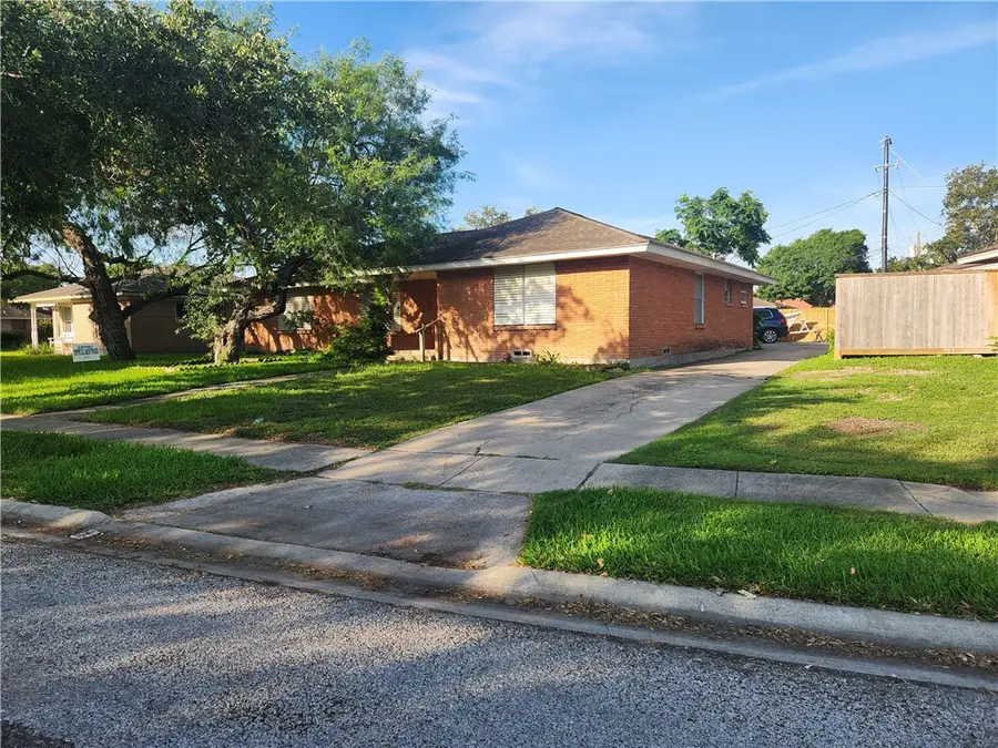 3709 Fort Worth Street, Corpus Christi, TX 78411 - #2
