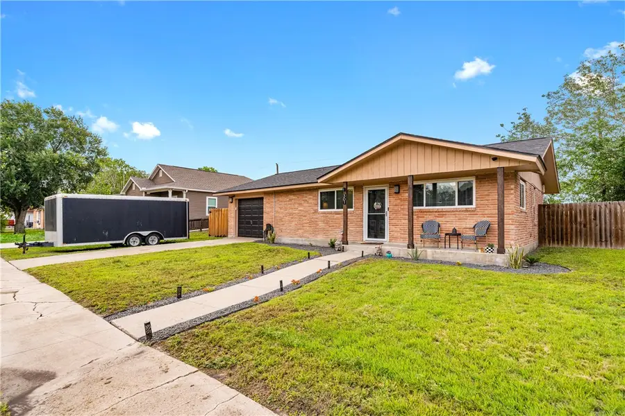 301 Retama Drive, Robstown, TX 78380 - #2