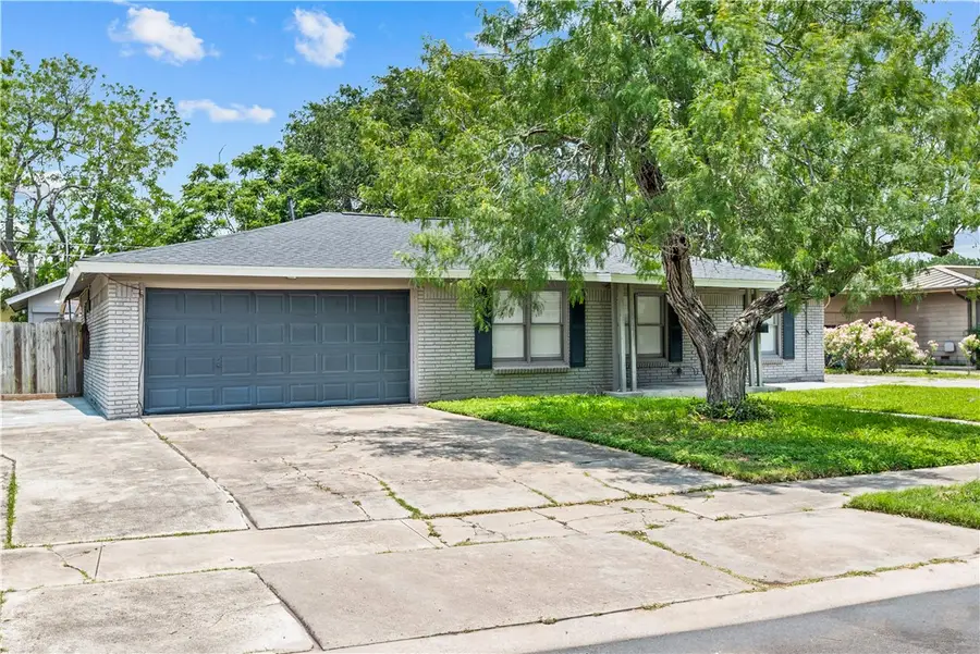 618 Grant Pl Place, Corpus Christi, TX 78411 - #2